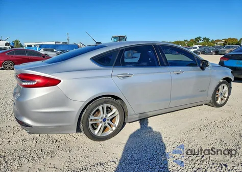 2018 Ford Fusion Se Hybrid из США, поврежденный, VIN 3FA6P0LU7JR147234